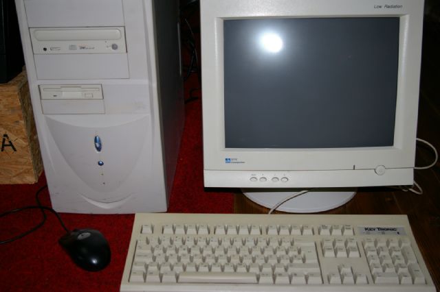 Kompjutor u kompletu