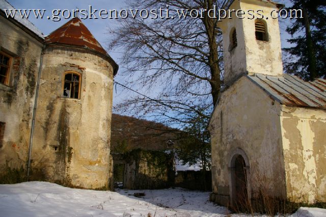 Devastirana kapelica dvorca