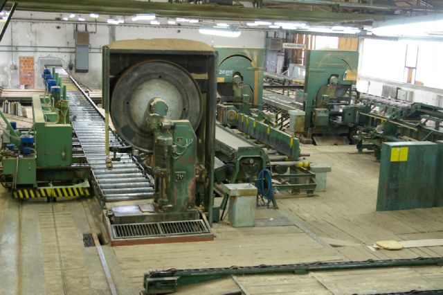 U Lokvama se traži operator na tračnoj pili