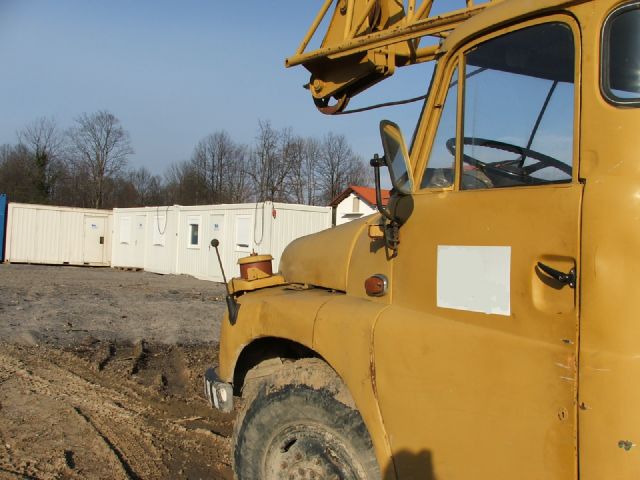 Traži se šest vozača teških kamiona