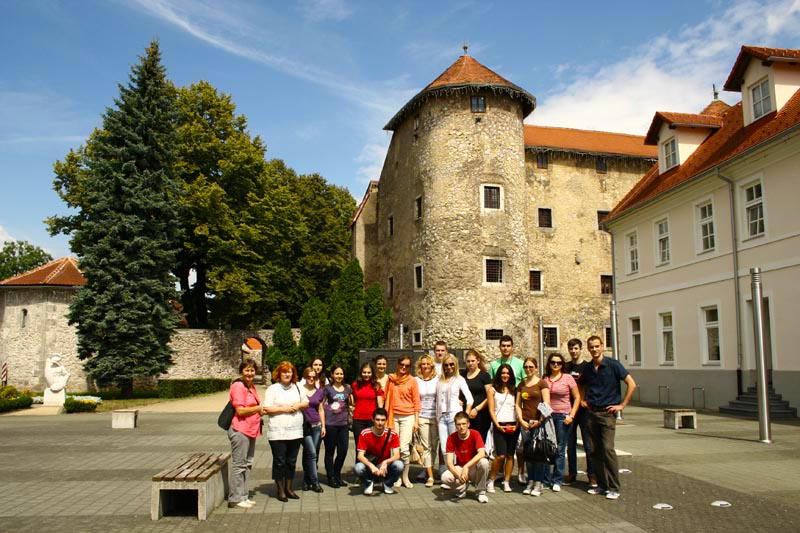 Gosti iz Novog Sada pred Kulom