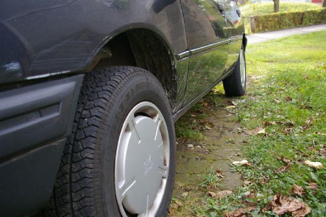 Ukardeni su i svi kotači