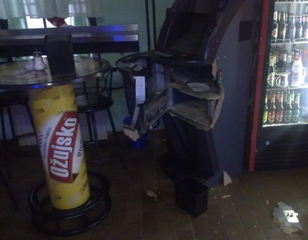 Provaljeni poker-aparat