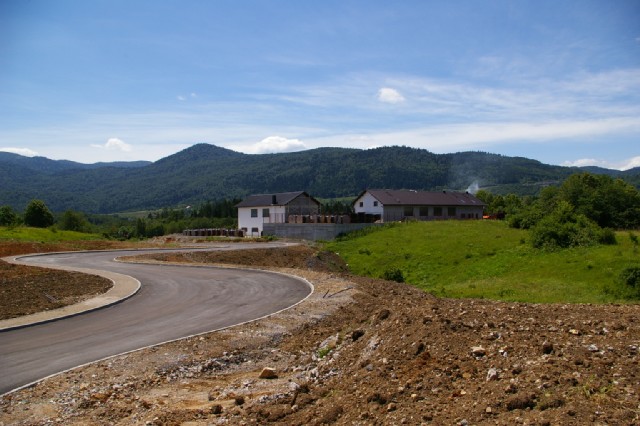 Sjevreni dio Zone je završen a Južni je na "ledu"