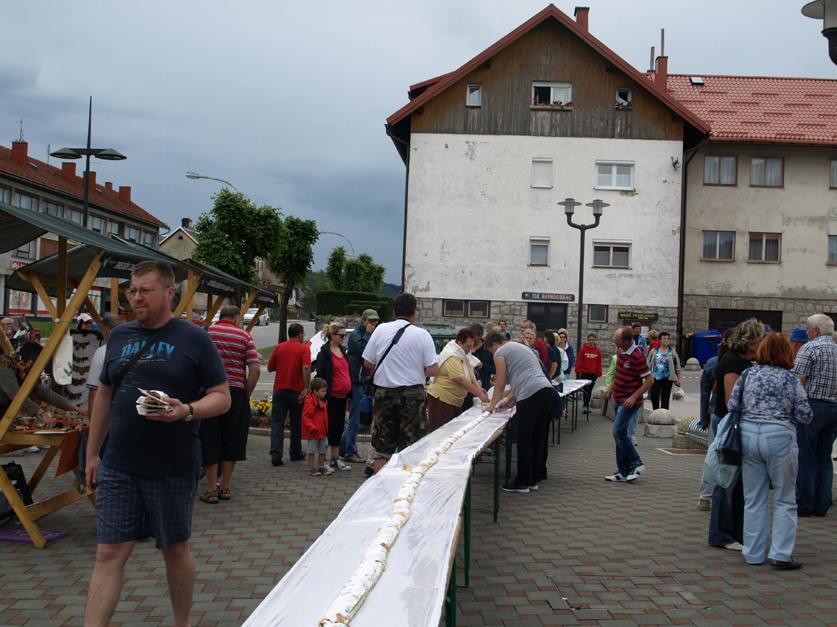 10537417_679401712130046_4433925461067922049_n