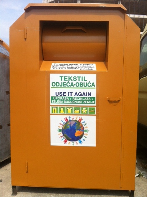 Novopostavljeni kontejner za tekstil