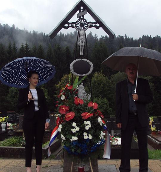 Predsjednik ravnogorskog HDZ-a Ivica Janeš i dopredsjednica Majda Burić