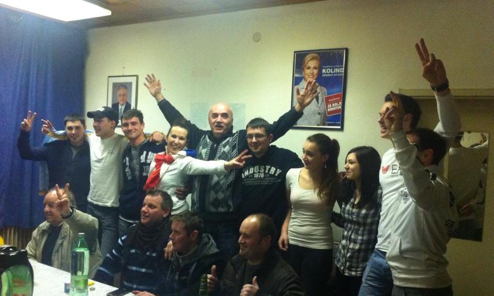 HDZ u Ravnoj Gori slavi pobjedu svoje kandidatkinje Kolinde Grabar-Kitarović