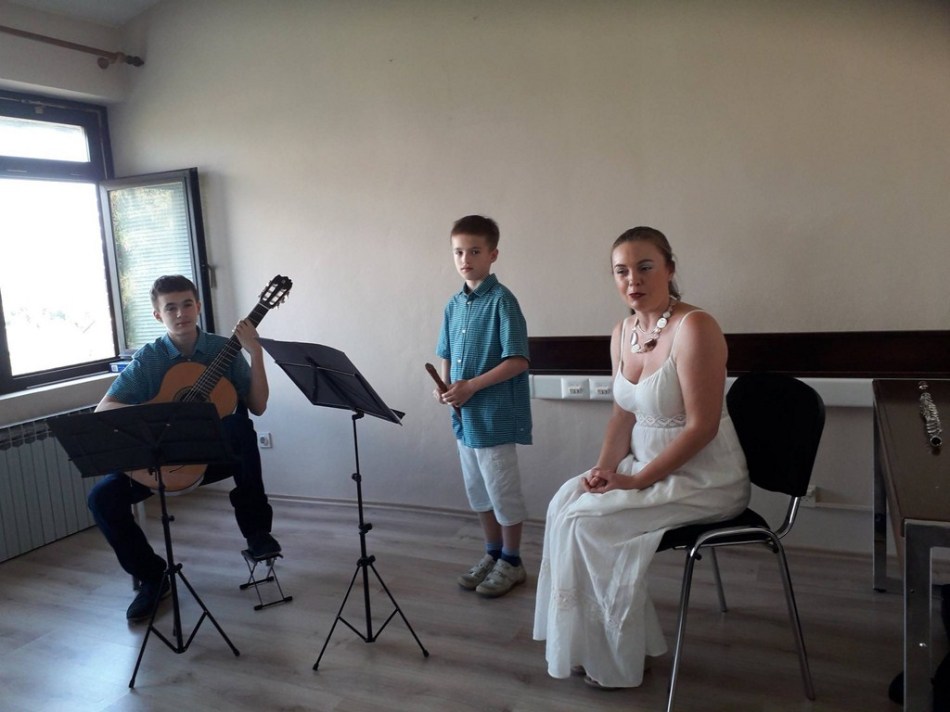 38197308_431370397375419_2467987860112801792_o