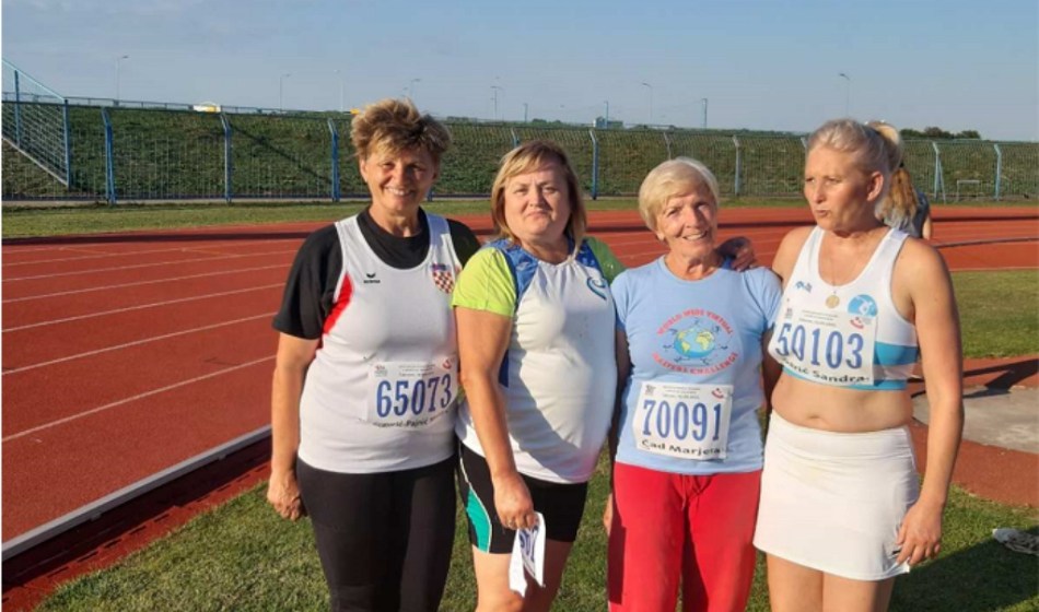 Slavica Grgurić Pajnić AK Kvarner Rijeka, Vesna Musulin AK Kvarner Rijeka, Marjeta Čad Slovenija, Sandra Šarić Zagreb